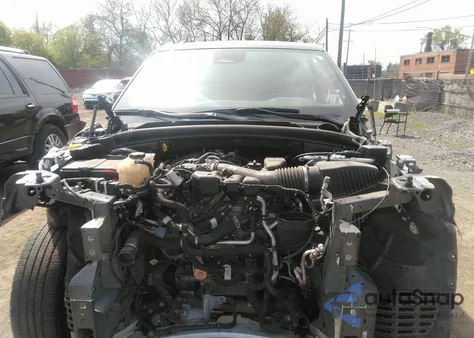 2024 Jeep Grand Cherokee Laredo 4X4 из США, поврежденный, VIN 1C4RJHAG7R8938932